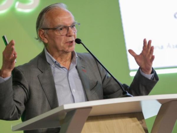 股票配资安全吗 哥伦比亚财政部长宣布将辞职